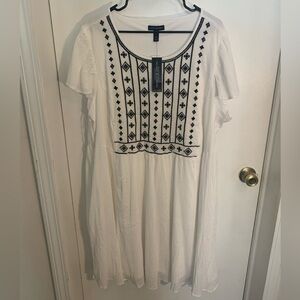 ‼️sale‼️Lane Bryant White Dress with Black Embroidery size 22/24